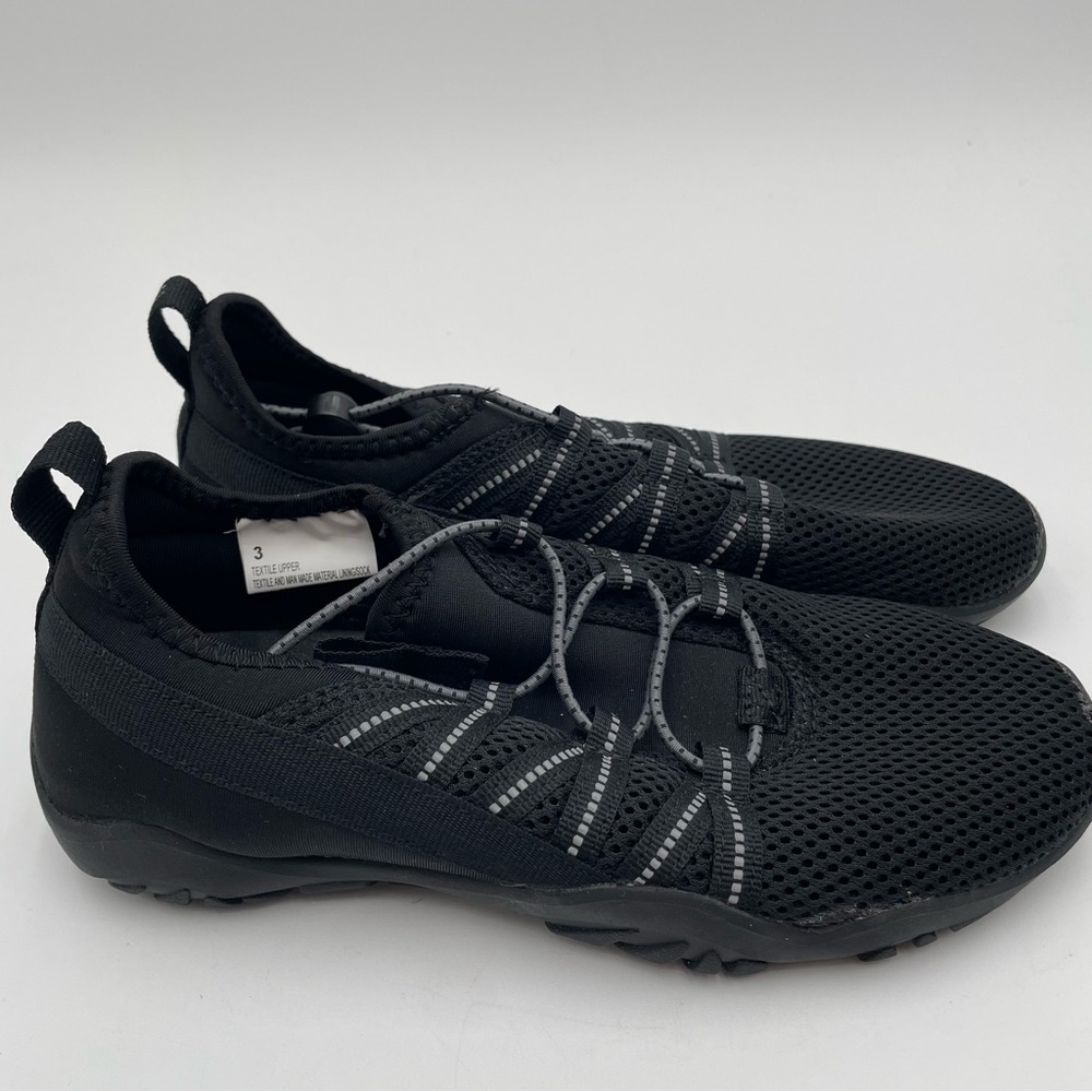 All In Motion Water Shoes Youth Size 3 Black EUC